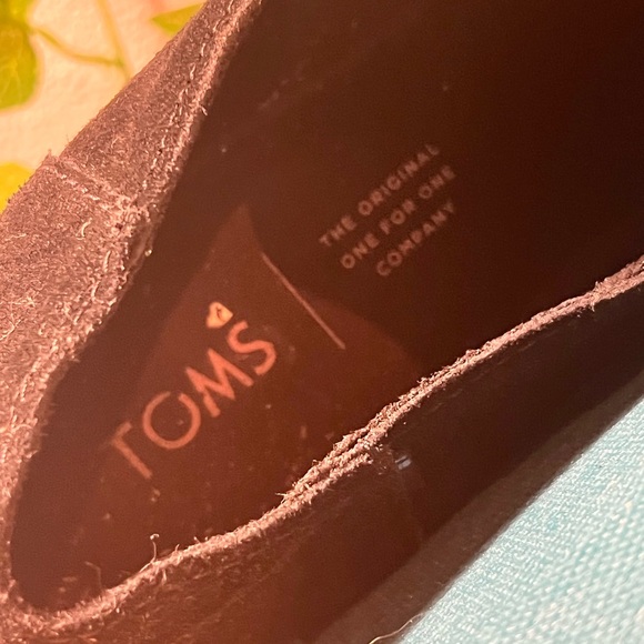 TOMS “suede” loafers - Picture 4 of 6